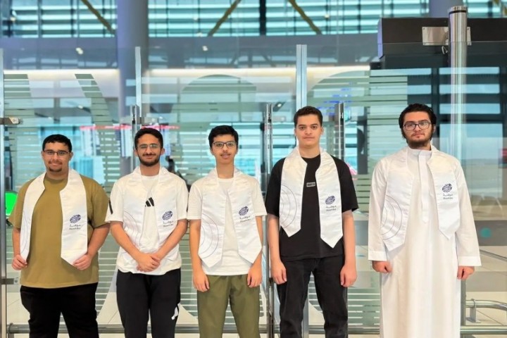 المنتخب السعودي للمعلوماتية يتجه إلى أوزبكستان للمشاركة في الأولمبياد الدولي