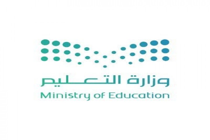 الإداريون والمشرفون أول العائدين للمدارس