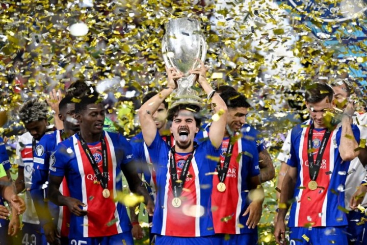 باريس سان جيرمان يحتفظ بكأس السوبر الأوروبي