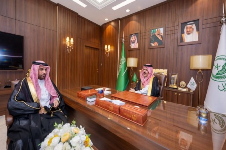 امير حائل يستقبل أمين مجلس المنطقة المكلف