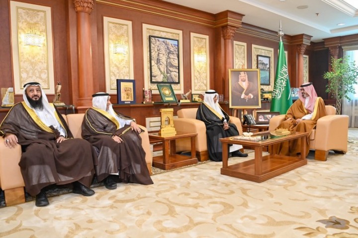 نائب أمير جازان يستقبل أعضاء مجلس المنطقة المعينين حديثًا