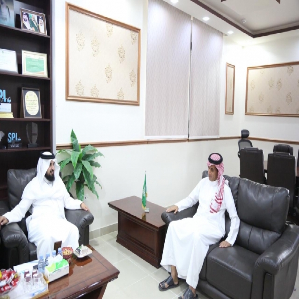 الجمعية الخيرية لرعاية الأيتام بنجران في زيارة لمدير البريد السعودي - سبل