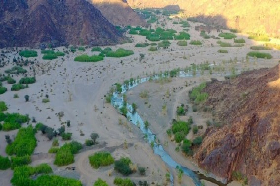 منتزة السود جمال الطبيعة وغدران المياة يفتقر للأتصالات