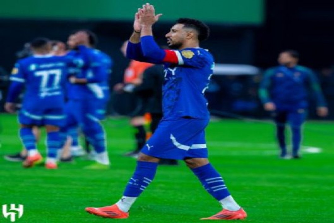 الهلال يهزم الفتح بالتسعة في الأرينا وجماهيره مالها إلا الزعيم